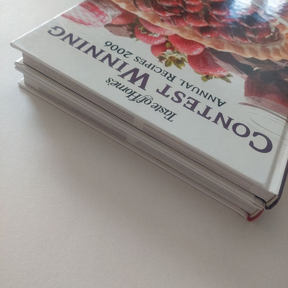 Taste Of Home Contest Winning Annual Recipe Books 2006/2007 - Picture 10 of 10